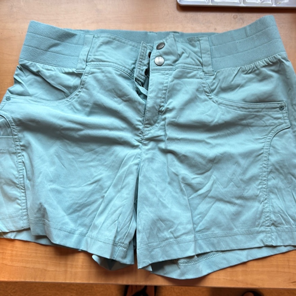 Title Nine ROBINS EGG BLUE 5” Clamber Shorts